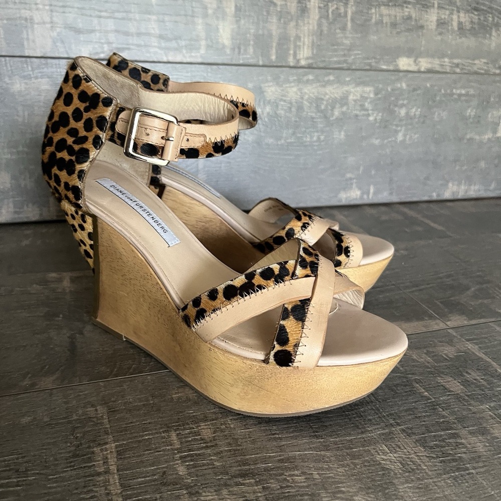 Diane von Furstenberg Leopard Calf Hair Wood Wedge Heels DVF Platform 8M Gold